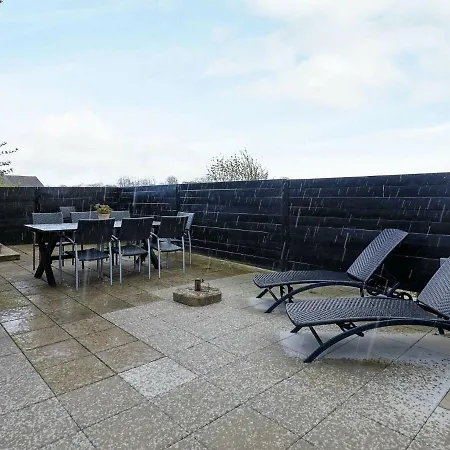 Holiday home Four-bedroom Holiday In Frorup