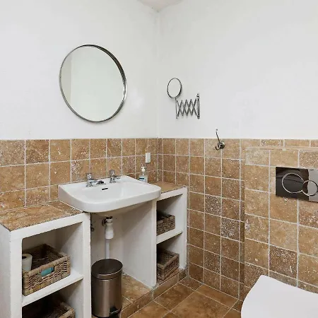 Four-bedroom Holiday In Frorup
